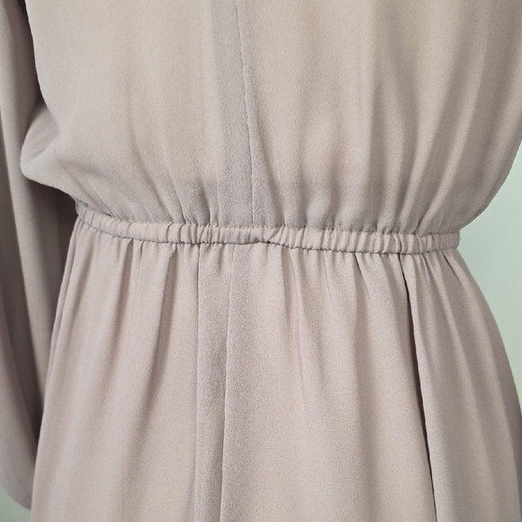 Vintage Joseph Ribkoff beige Lace Neck Dress – Made in Canada - Picture 7 of 9